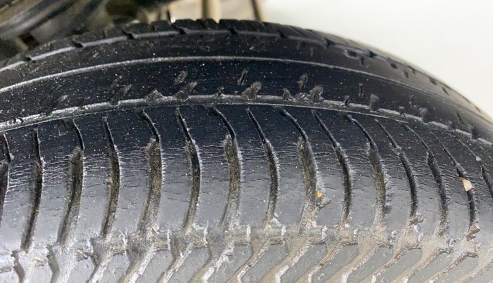 2018 Maruti Alto K10 VXI, Petrol, Manual, 24,946 km, Left Rear Tyre Tread
