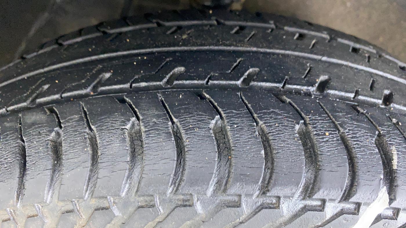2018 Maruti Alto K10 VXI, Petrol, Manual, 24,946 km, Right Front Tyre Tread