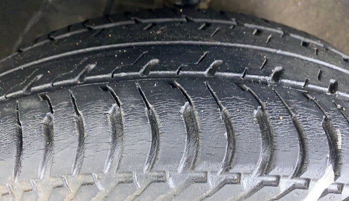 2018 Maruti Alto K10 VXI, Petrol, Manual, 24,946 km, Right Front Tyre Tread