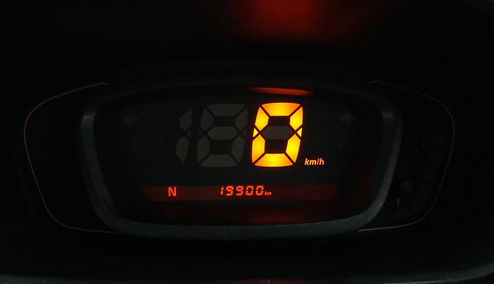 2017 Renault Kwid RXT 1.0 EASY-R AT OPTION, Petrol, Automatic, 19,900 km, Odometer Image