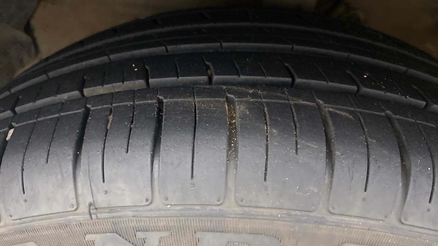 2017 Hyundai Verna 1.6 VTVT SX, Petrol, Manual, 55,605 km, Left Front Tyre Tread