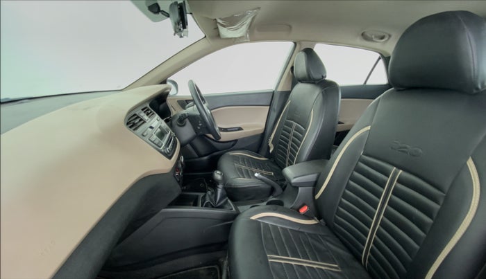 2017 Hyundai Elite i20 MAGNA 1.2, Petrol, Manual, 17,127 km, Right Side Front Door Cabin