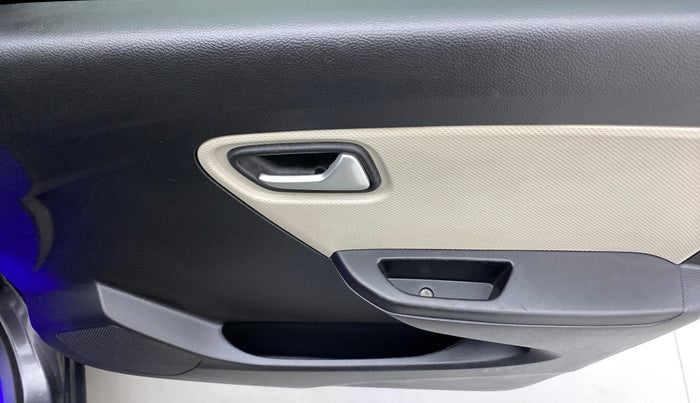 2020 Maruti Alto VXI PLUS, Petrol, Manual, 25,300 km, Driver Side Door Panels Control