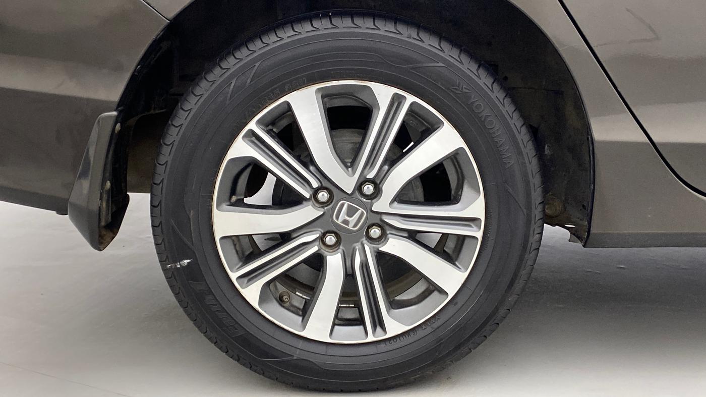 2017 Honda City V MT PETROL, Petrol, Manual, 49,467 km, Right Rear Wheel