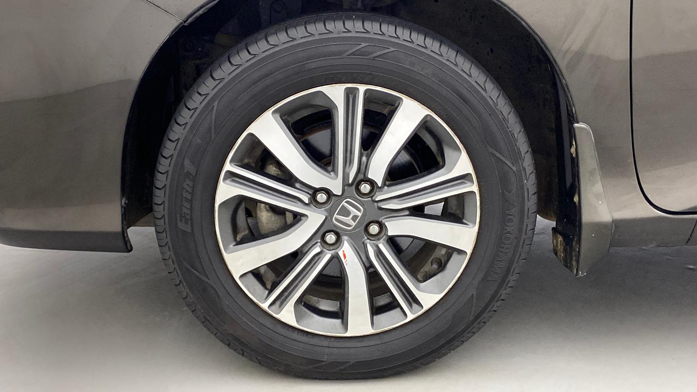 2017 Honda City V MT PETROL, Petrol, Manual, 49,467 km, Left Front Wheel