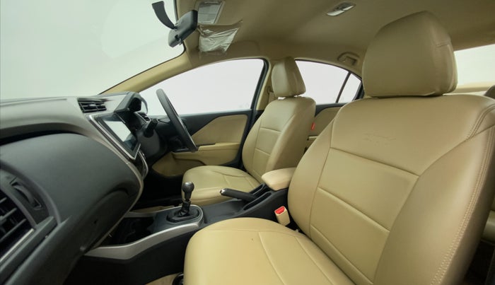 2017 Honda City V MT PETROL, Petrol, Manual, 49,467 km, Right Side Front Door Cabin