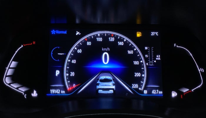 2021 Renault Kiger RXZ CVT 1.0 TURBO DUAL TONE, Petrol, Automatic, 19,142 km, Odometer Image