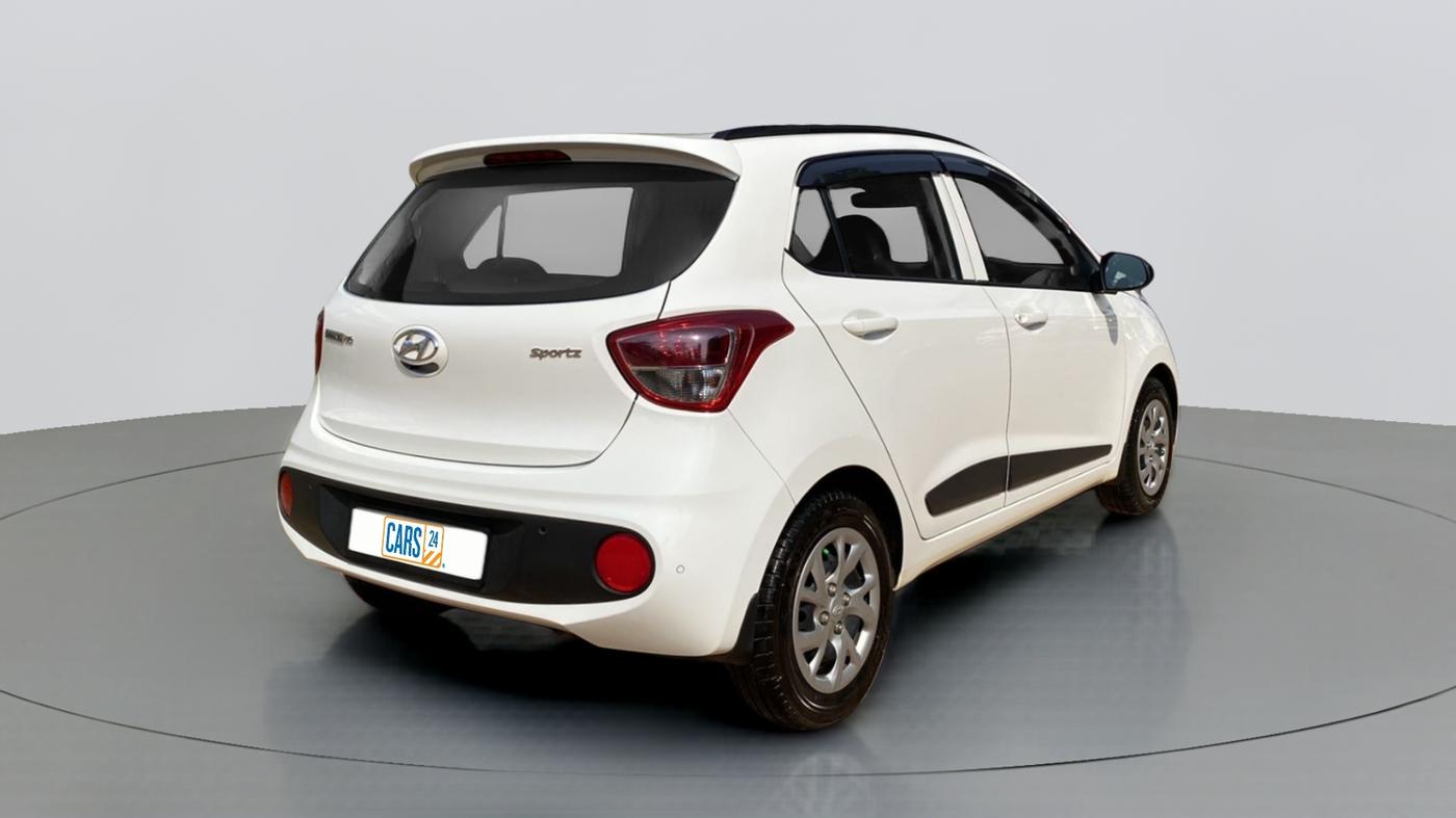 2018 Hyundai Grand i10 SPORTZ 1.2 KAPPA VTVT, Petrol, Manual, 33,561 km, Right Back Diagonal