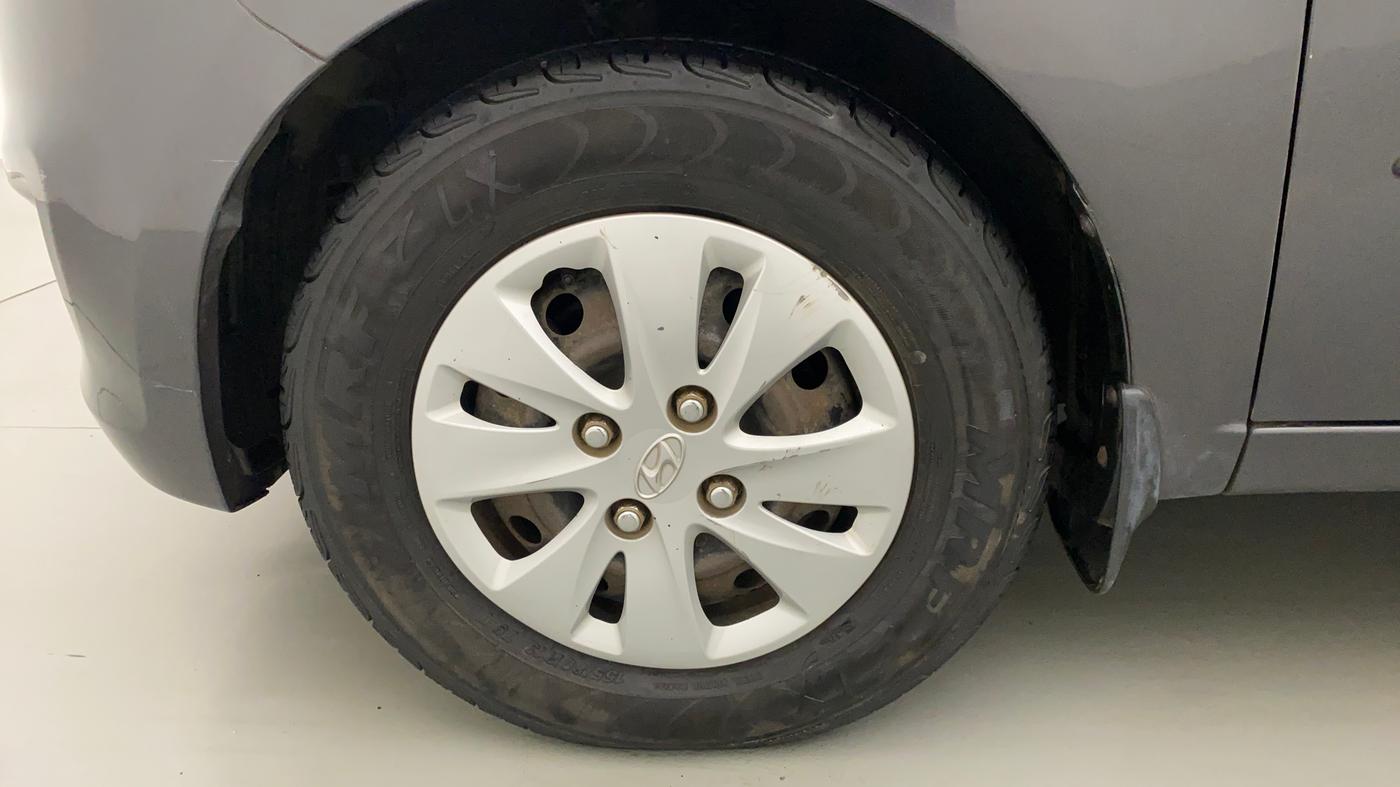 2011 Hyundai i10 MAGNA 1.2, Petrol, Manual, 48,025 km, Left Front Wheel