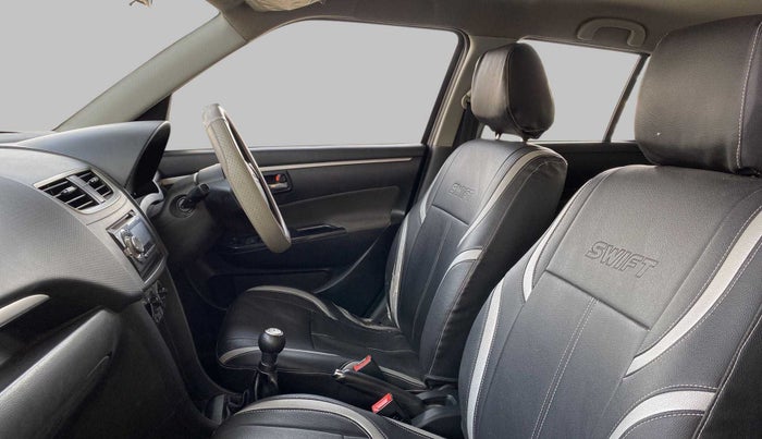 2014 Maruti Swift VDI, Diesel, Manual, 87,098 km, Right Side Front Door Cabin