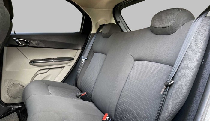 2019 Tata Tiago XZ+ 1.2 Revotron, Petrol, Manual, 83,406 km, Right Side Rear Door Cabin