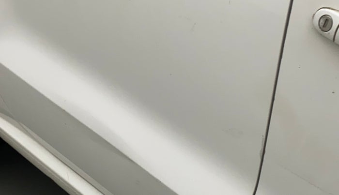 2013 Volkswagen Polo HIGHLINE1.2L, Petrol, Manual, 87,340 km, Right rear door - Slightly dented