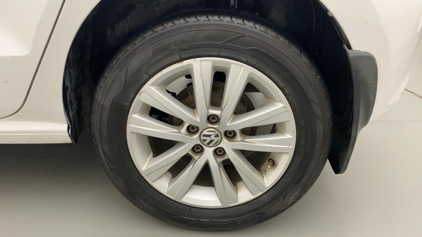 2013 Volkswagen Polo HIGHLINE1.2L, Petrol, Manual, 87,340 km, Left Rear Wheel