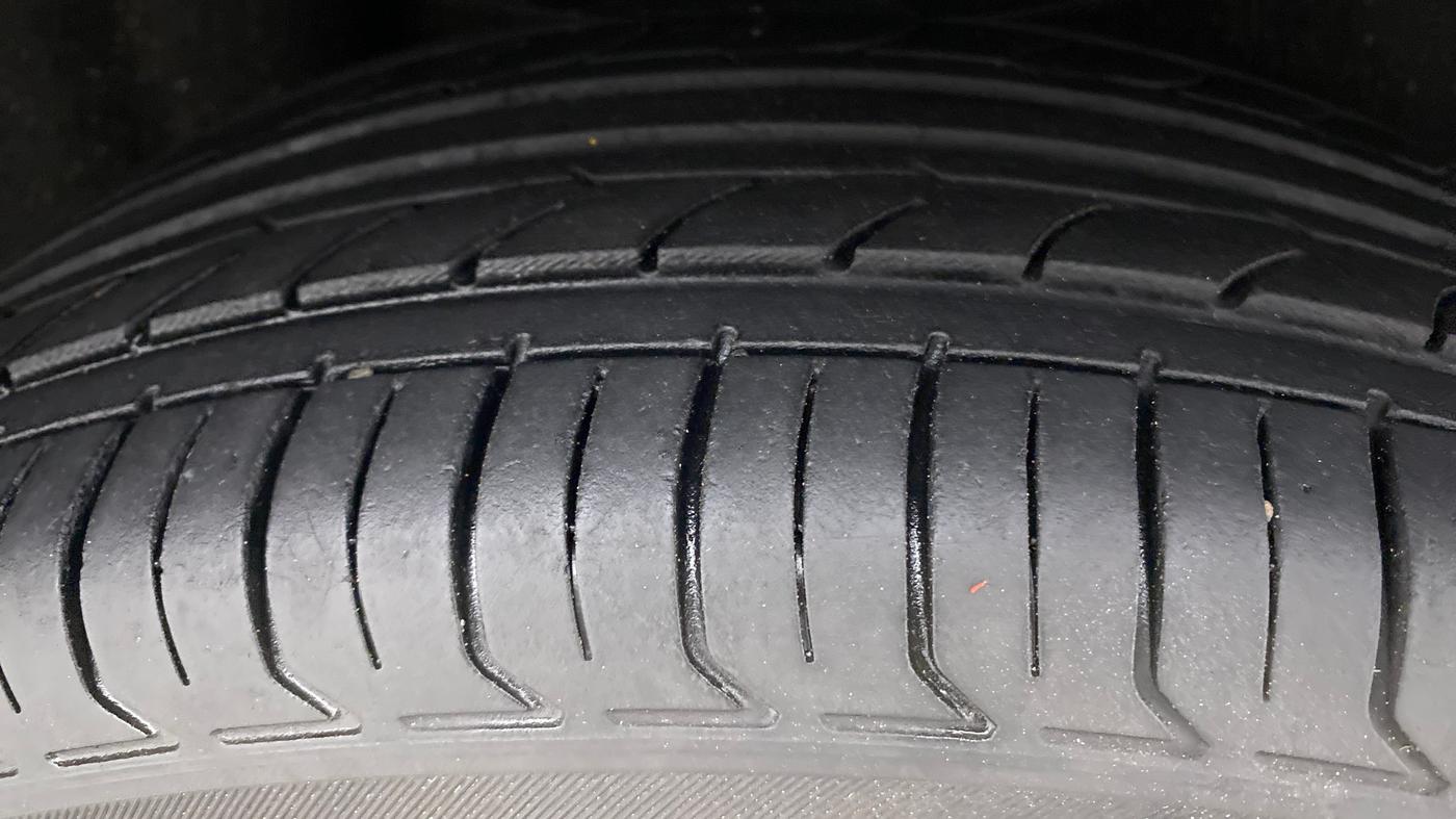 2016 Ford Ecosport 1.5 TREND TDCI, Diesel, Manual, 73,472 km, Right Rear Tyre Tread