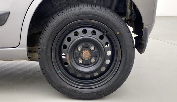 2010 Maruti Wagon R 1.0 VXI, Petrol, Manual, 45,995 km, Left Rear Wheel