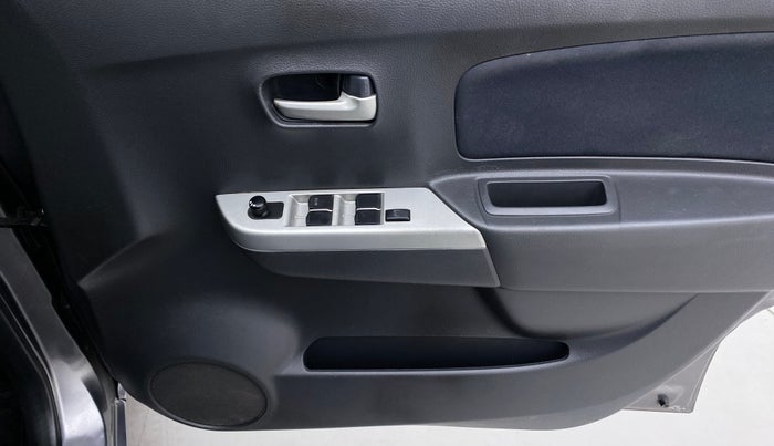 2010 Maruti Wagon R 1.0 VXI, Petrol, Manual, 45,995 km, Driver Side Door Panels Control
