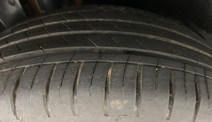2021 MG HECTOR SHARP DCT PETROL, Petrol, Automatic, 10,521 km, Right Rear Tyre Tread