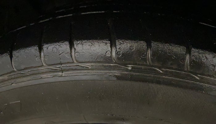 2020 KIA SELTOS GTX PLUS 1.4 PETROL DUAL TONE, Petrol, Manual, 47,325 km, Left Front Tyre Tread