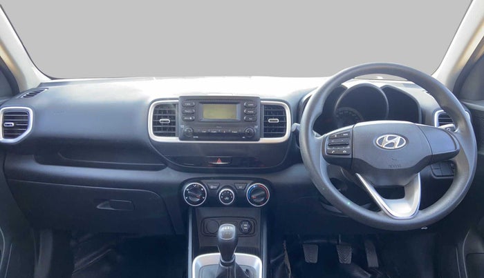2021 Hyundai VENUE S 1.2, Petrol, Manual, 44,749 km, Dashboard