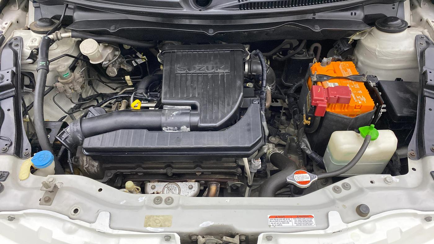 2013 Maruti Swift VXI D, Petrol, Manual, 49,712 km, Open Bonet