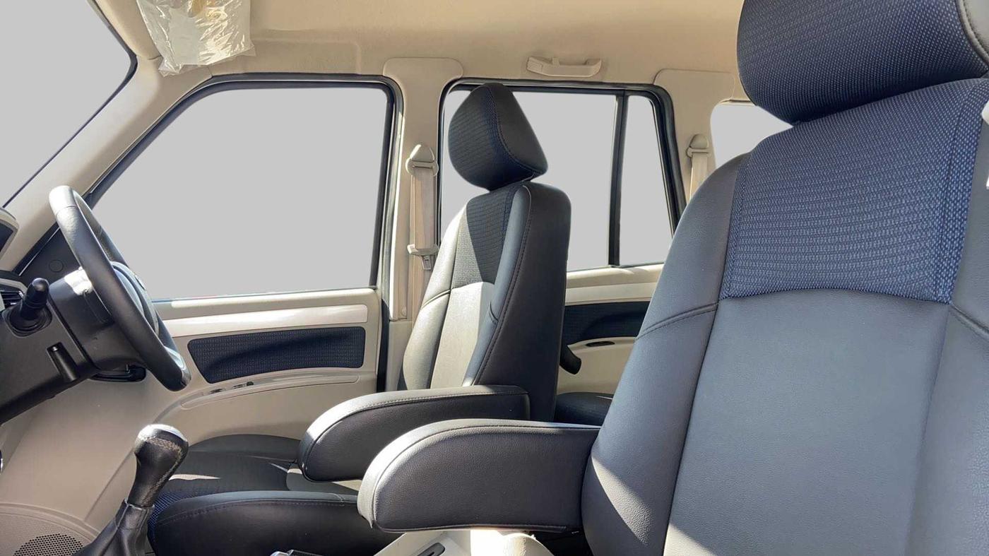2021 Mahindra Scorpio S11, Diesel, Manual, 27,825 km, Right Side Front Door Cabin