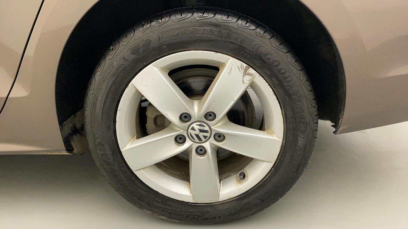 2012 Volkswagen Jetta COMFORTLINE TDI, Diesel, Manual, 65,775 km, Left Rear Wheel