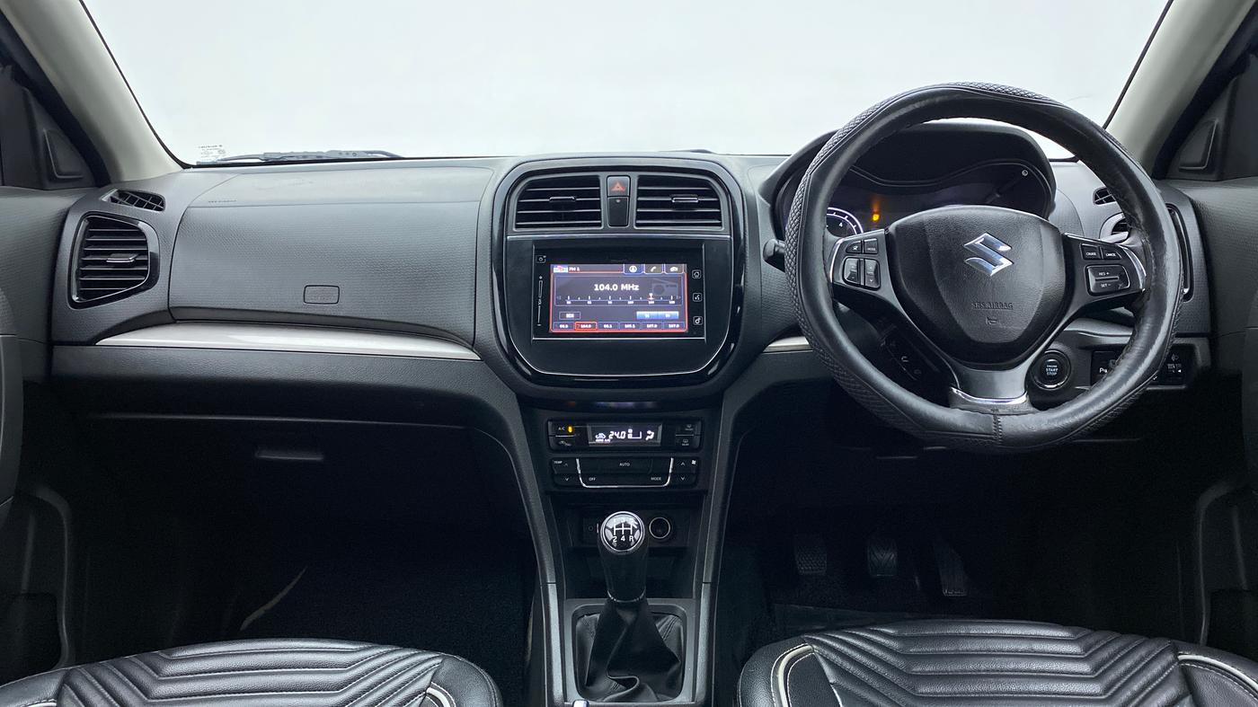 2017 Maruti Vitara Brezza ZDI PLUS DUAL TONE, Diesel, Manual, 97,788 km, Dashboard