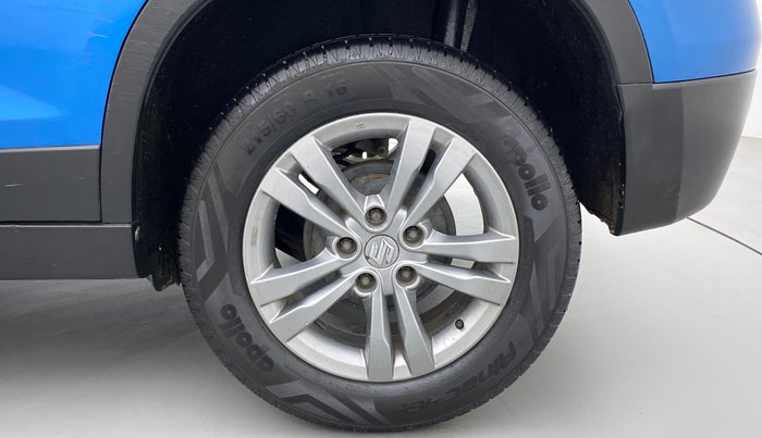 2017 Maruti Vitara Brezza ZDI PLUS DUAL TONE, Diesel, Manual, 97,788 km, Left Rear Wheel