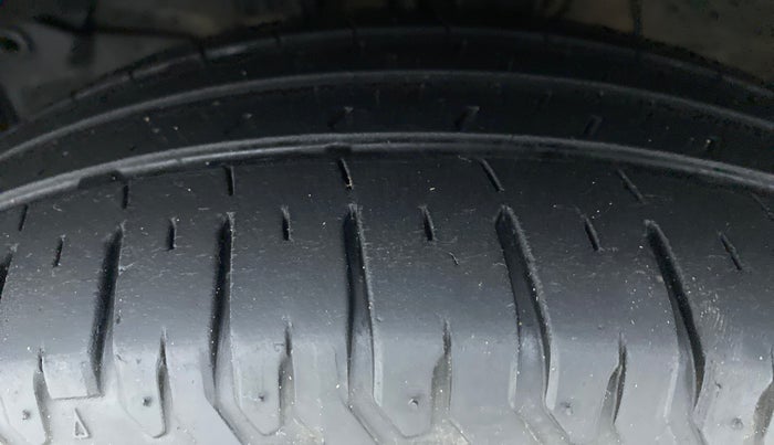 2014 Honda City SV MT PETROL, Petrol, Manual, 86,588 km, Left Front Tyre Tread