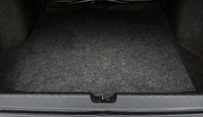 2014 Honda City SV MT PETROL, Petrol, Manual, 86,588 km, Boot Inside
