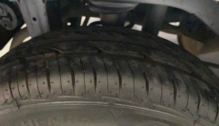 2013 Maruti Alto 800 LXI, Petrol, Manual, 53,259 km, Right Rear Tyre Tread