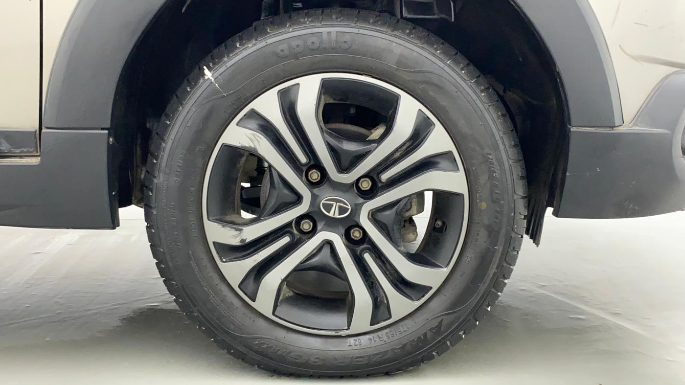 2018 Tata TIAGO NRG PETROL, Petrol, Manual, 16,066 km, Right Front Wheel