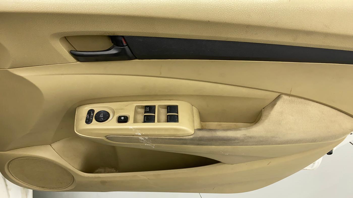 2013 Honda City S MT PETROL, Petrol, Manual, 74,017 km, Driver Side Door Panels Control