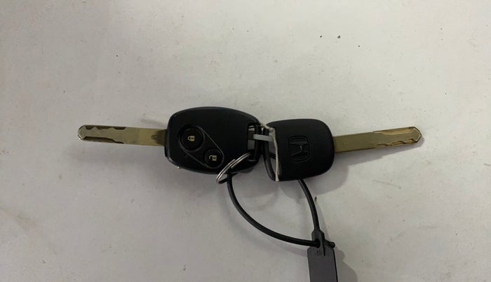 2017 Honda Amaze 1.2L I-VTEC S AT, Petrol, Automatic, 57,252 km, Key Close Up