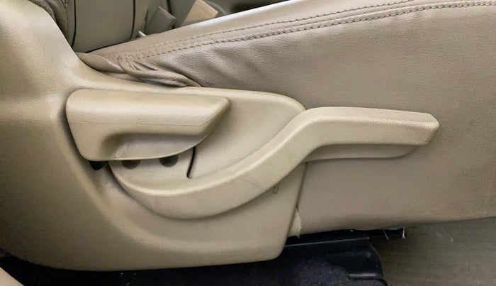 2017 Honda Amaze 1.2L I-VTEC S AT, Petrol, Automatic, 57,252 km, Driver Side Adjustment Panel