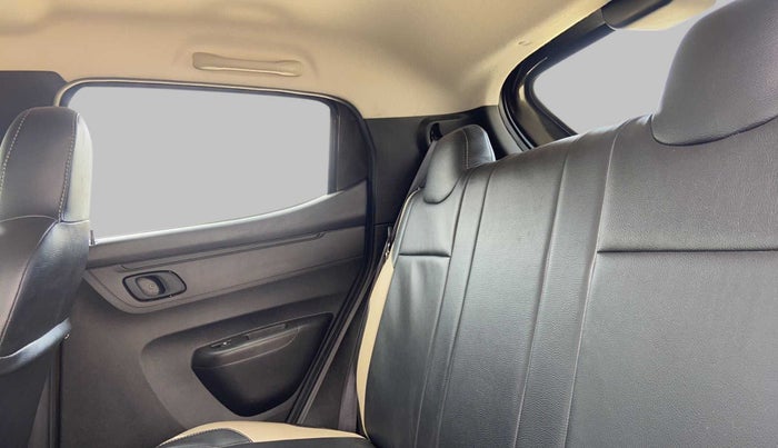 2020 Renault Kwid RXT 1.0 EASY-R  AT, Petrol, Automatic, 6,500 km, Right Side Rear Door Cabin