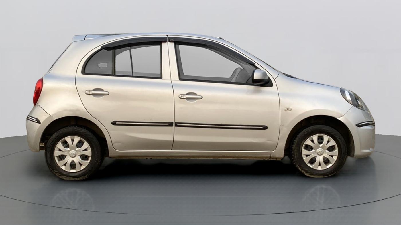2018 Nissan Micra Active XL(O), Petrol, Manual, 26,348 km, Right Side View