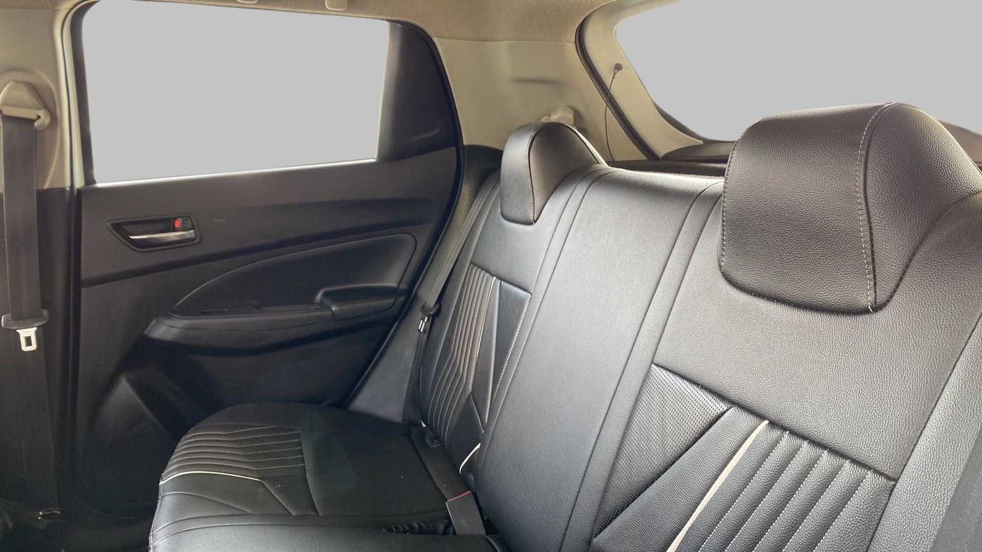 2020 Maruti Swift VXI, Petrol, Manual, 62,588 km, Right Side Rear Door Cabin