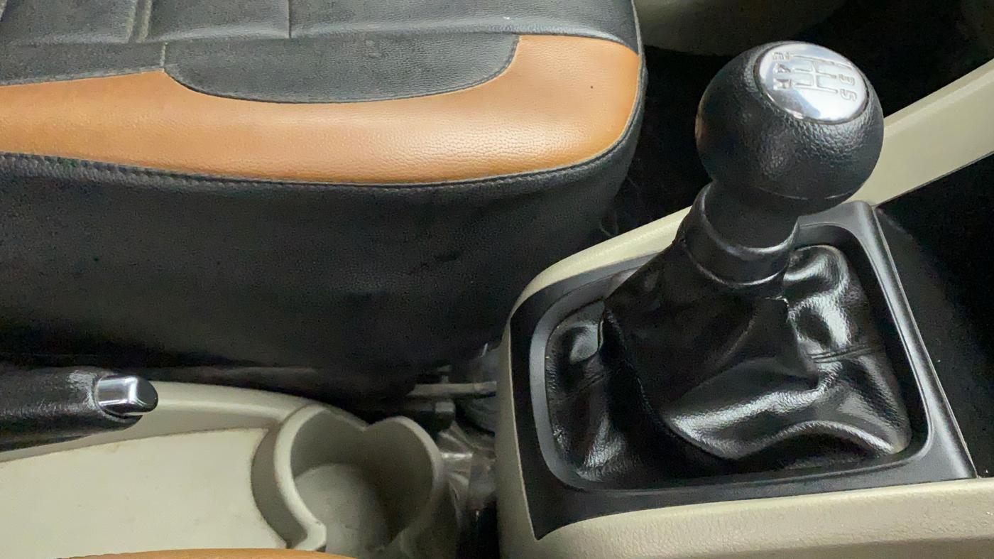 2016 Maruti Celerio VXI CNG, CNG, Manual, 95,441 km, Gear Lever