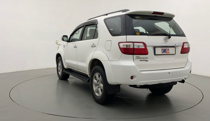 2010 Toyota Fortuner 3.0 4X4 MT, Diesel, Manual, 1,18,533 km, Left Back Diagonal