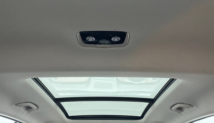 2021 Hyundai ALCAZAR PLATINUM(O) 7STR 1.5 AT, Diesel, Automatic, 26,541 km, Moonroof/ Sunroof