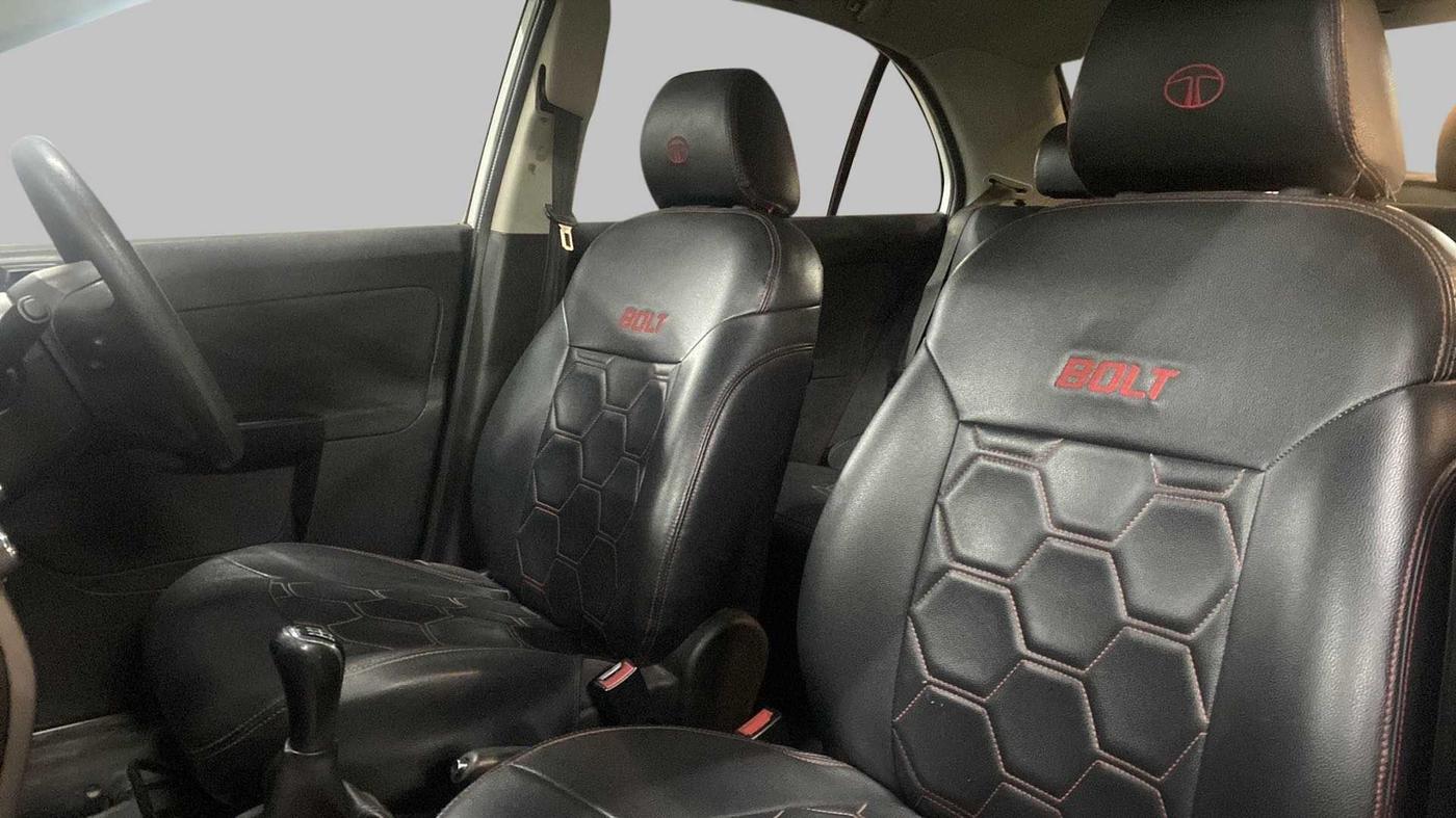 2015 Tata Bolt XT QUADRAJET, Diesel, Manual, 79,620 km, Right Side Front Door Cabin