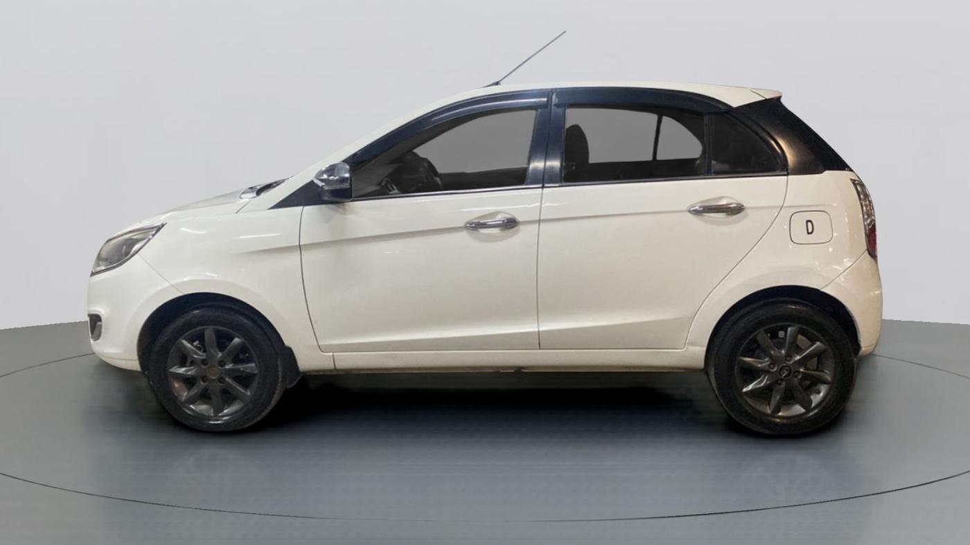 2015 Tata Bolt XT QUADRAJET, Diesel, Manual, 79,620 km, Left Side