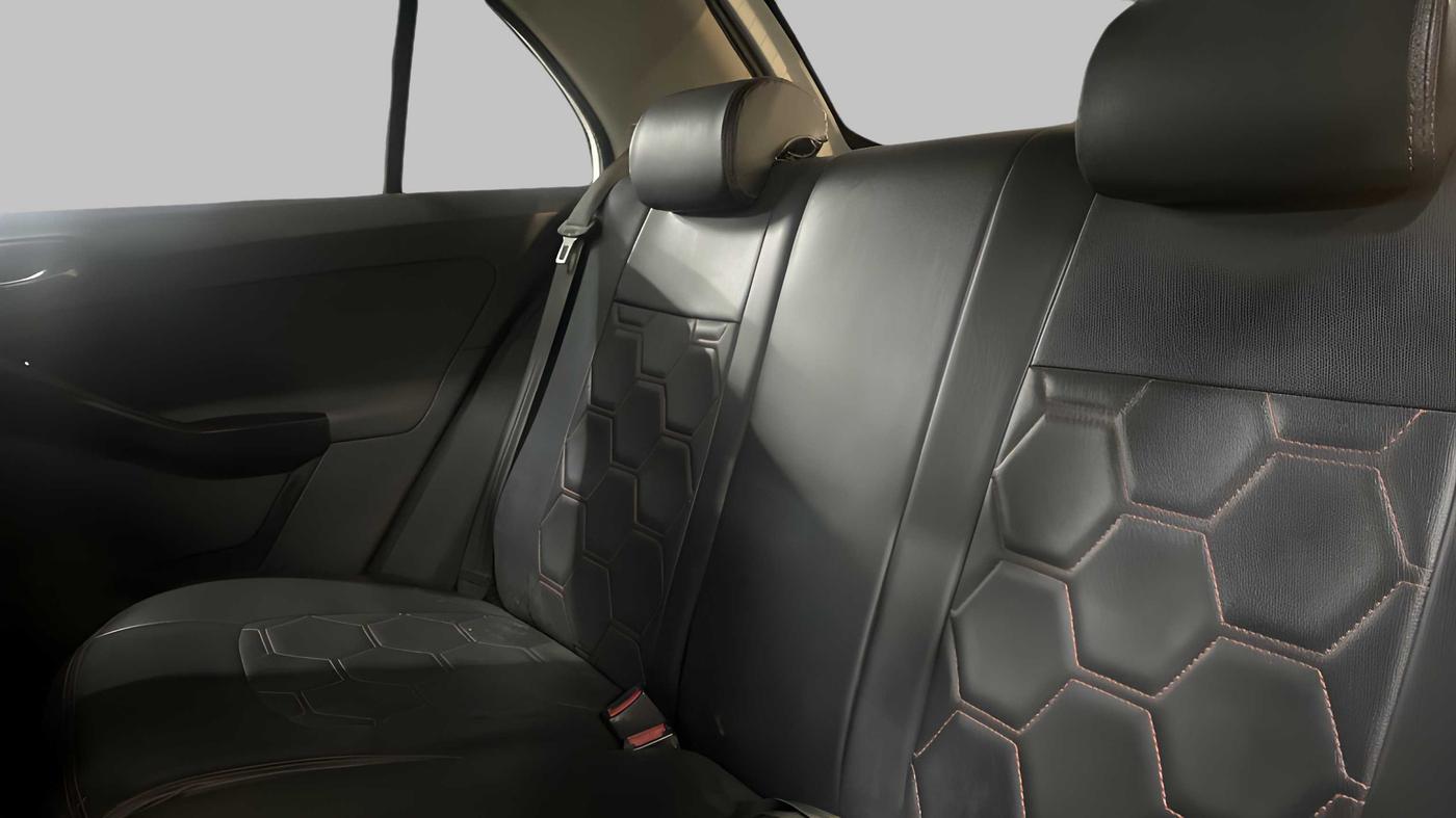 2015 Tata Bolt XT QUADRAJET, Diesel, Manual, 79,620 km, Right Side Rear Door Cabin