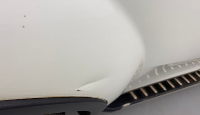 2018 Mahindra XUV500 W7, Diesel, Manual, 67,379 km, Right rear door - Slightly dented