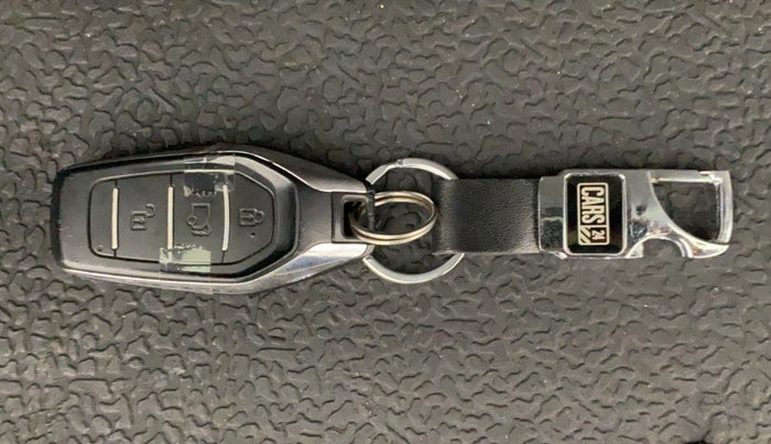 2018 Mahindra XUV500 W7, Diesel, Manual, 67,379 km, Key Close Up