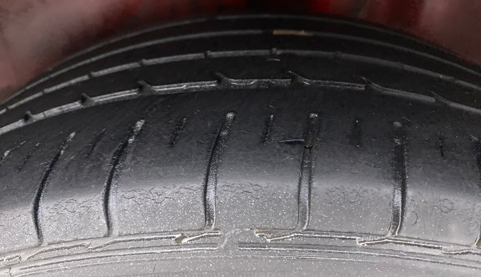 2017 Volkswagen Polo GT TSI 1.2 PETROL AT, Petrol, Automatic, 65,423 km, Left Front Tyre Tread