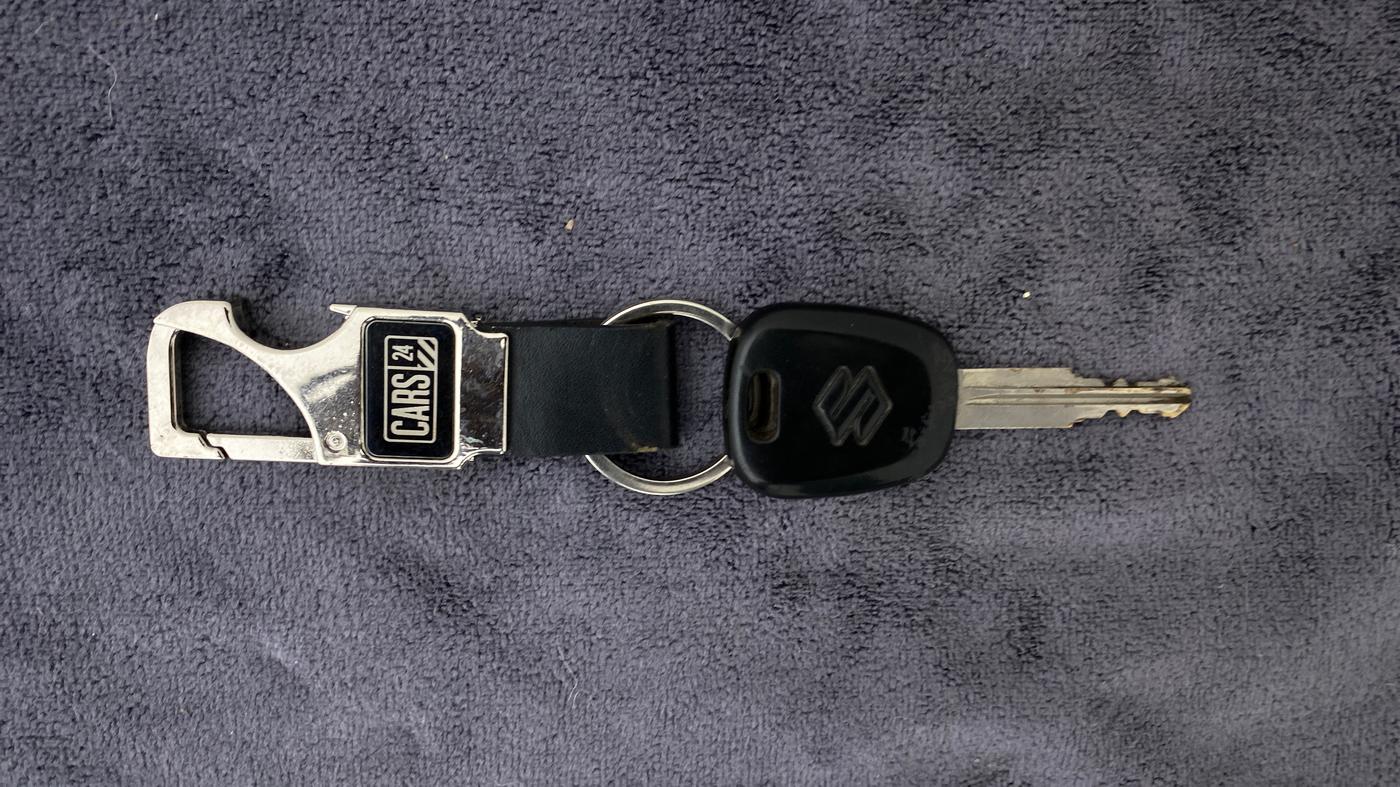2015 Maruti Alto K10 VXI AMT, Petrol, Automatic, 43,594 km, Key Close Up