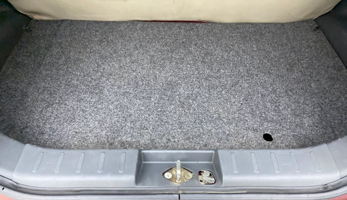 2015 Maruti Alto K10 VXI AMT, Petrol, Automatic, 43,594 km, Boot Inside