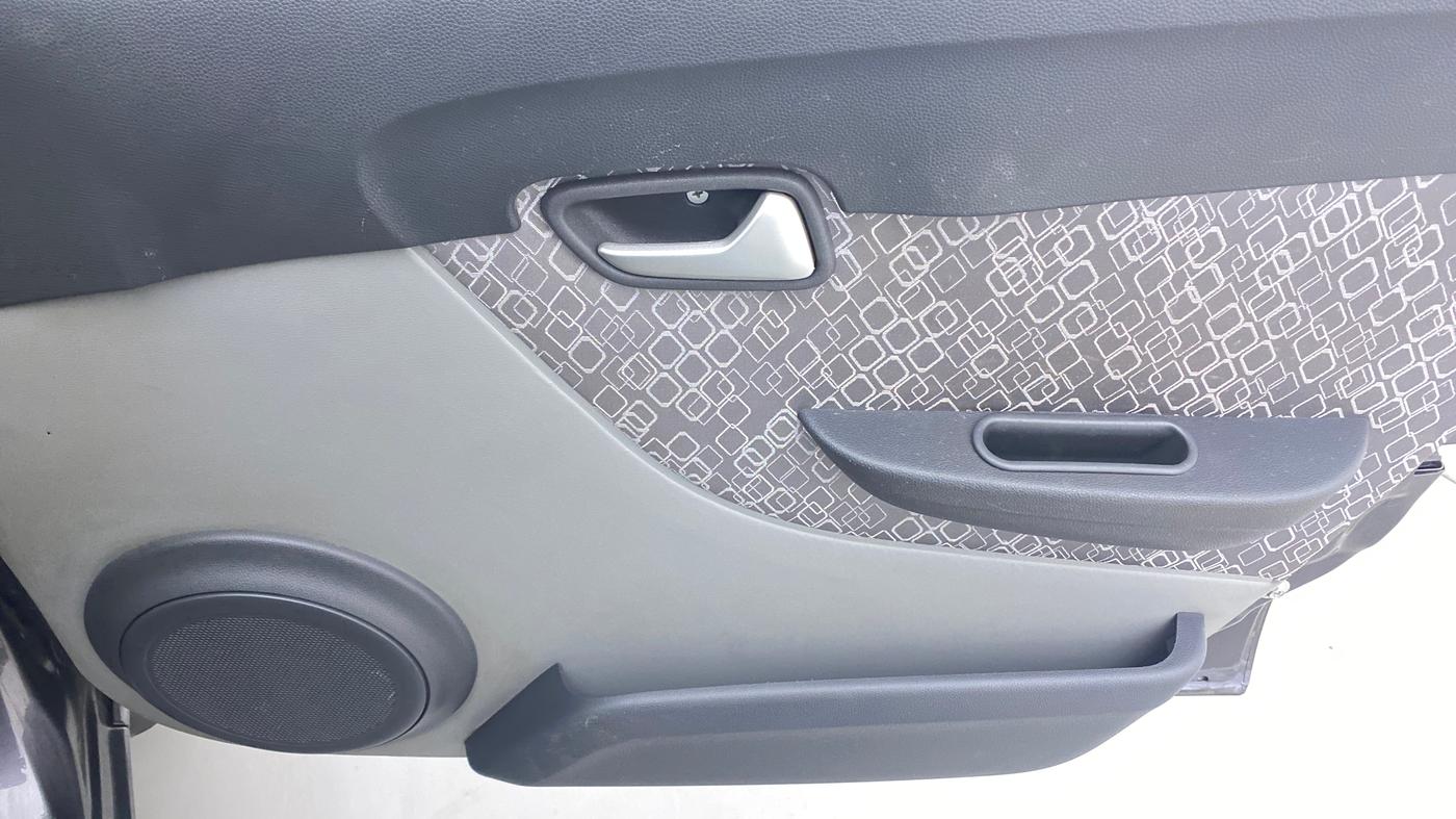 2018 Maruti Alto 800 VXI O, Petrol, Manual, 27,382 km, Driver Side Door Panels Control